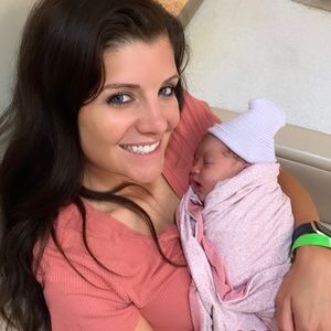 Meet your Posher, Cami